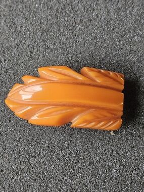 1930's Carved Butterscotch BAKELITE Vintage Dress Clip
